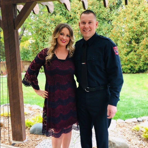 Meet your Posher, Laura - Picture 1 of 1